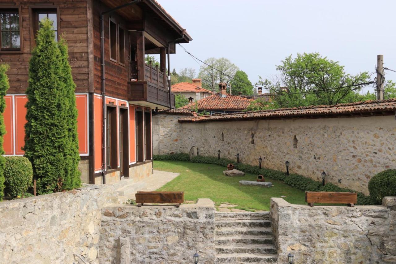 Red House Villa Koprivshtitsa Luaran gambar